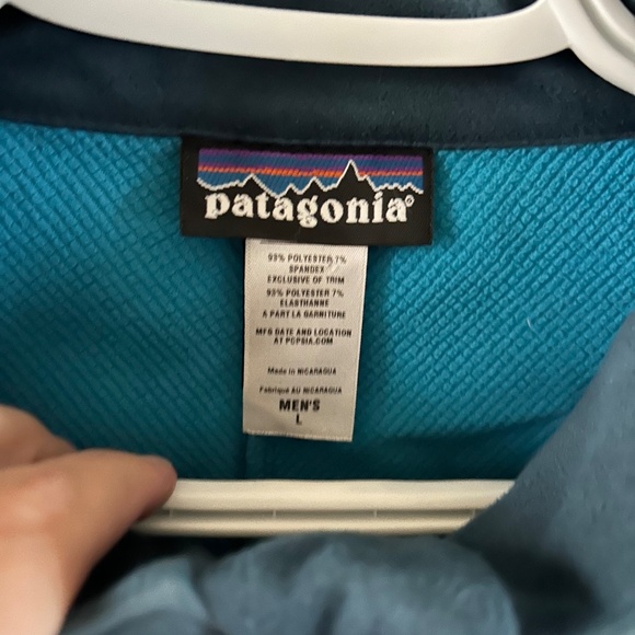Men's Patagonia Full Zipper Jacket - Picture 3 of 4